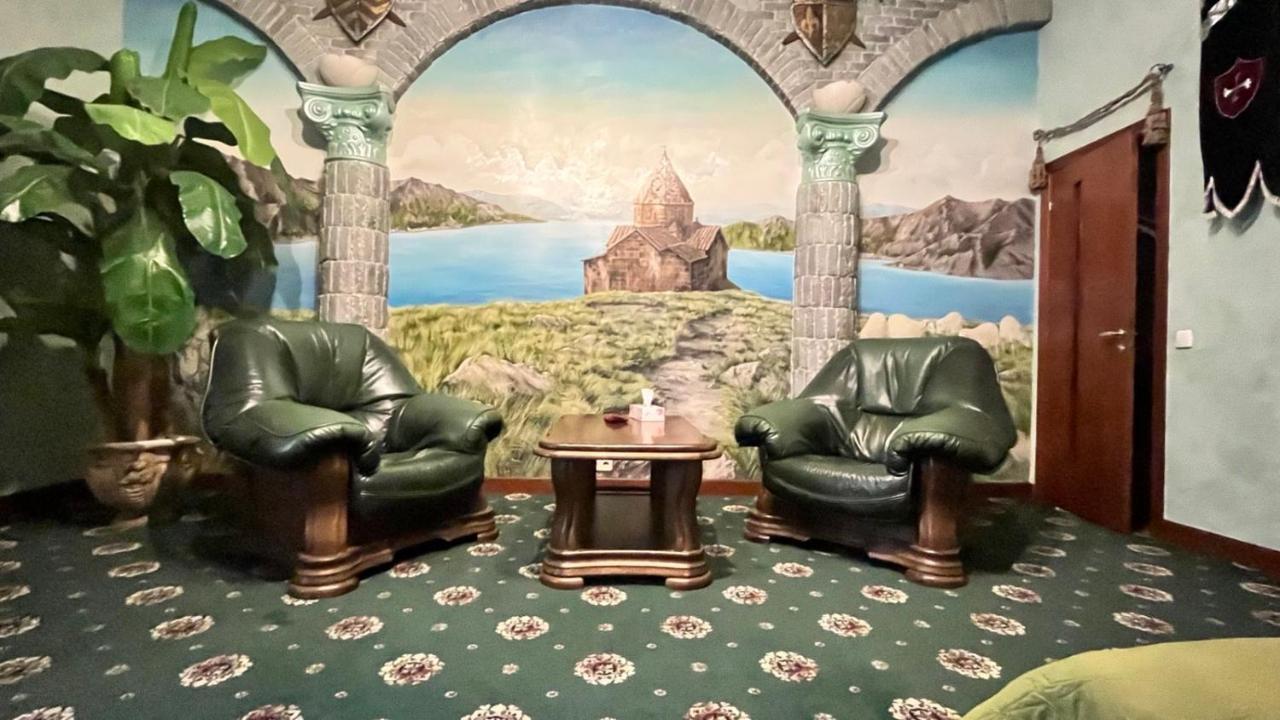 Hotel Kamelot Kijów Zewnętrze zdjęcie