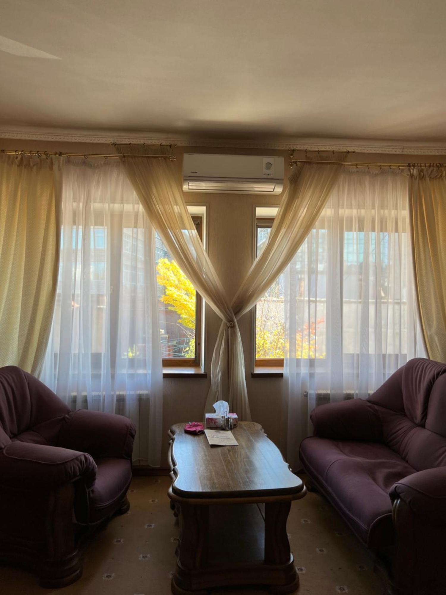 Hotel Kamelot Kijów Zewnętrze zdjęcie