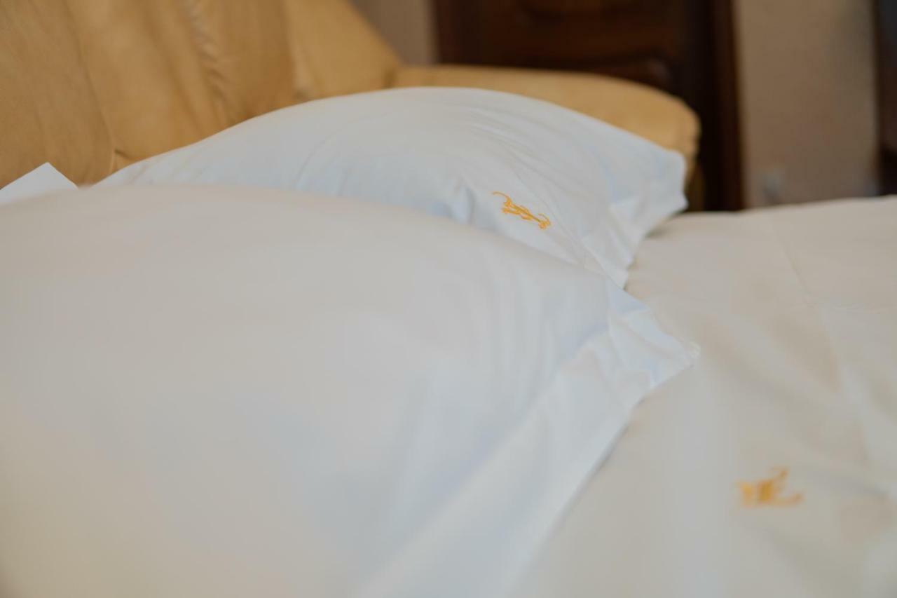 Hotel Kamelot Kijów Zewnętrze zdjęcie
